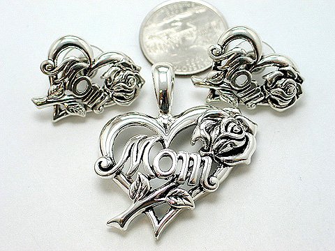 MOTHER MOTHER'S DAY HEART ROSE PENDANT AND EARRING SET