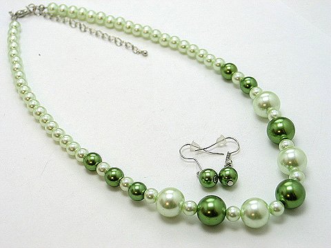 SINGLE STRAND LIGHT OLIVE GREEN FAUX PEARL GLASS BEAD NECKLACE SET