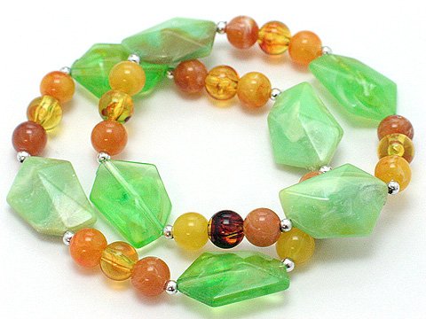 LIGHT OLIVE GREEN TWO PIECE LUCITE BEAD BALL BRACELET