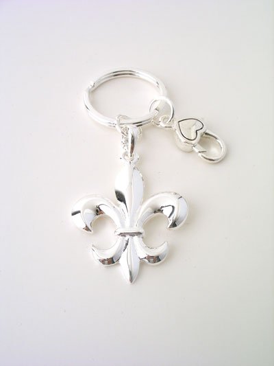 ROYAL FRENCH FLEUR DE LIS NEW ORLEANS PURSE BAG HANDBAG TOTE CHARM KEYCHAIN KEY CHAIN