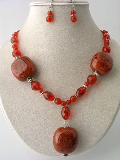 CHUNKY RED BOHO CERAMIC GLASS WOOD BEAD NECKLACE SET