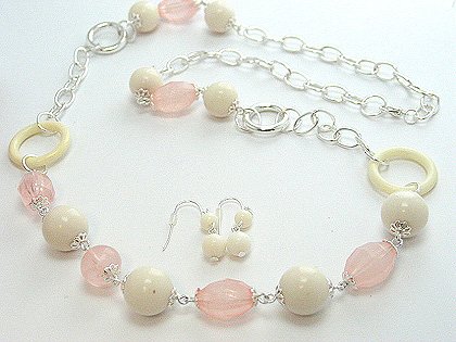 LONG PINK WHITE CREAM LUCITE BEAD NECKLACE SET