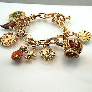 FASHION GOOD LUCK FLEUR DE LIS BRACELET