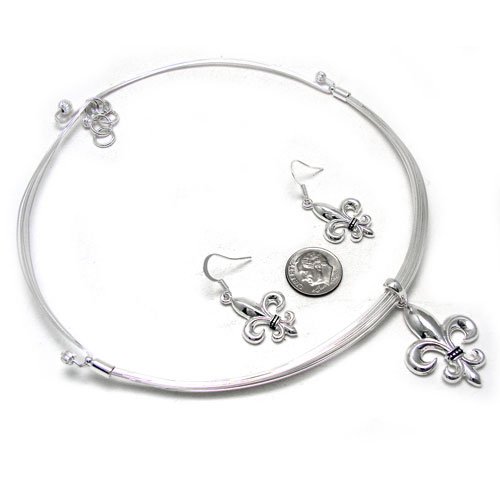 ROYAL FRENCH FLEUR DE LIS CHOKER SET