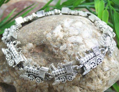 NEW ANTIQUE STYLE LOCOMOTIVE CHOO CHOO TRAIN BRACELET