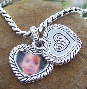 NEW FAMILY HEART LOVE MEMORY PHOTO PICTURE FRAME SET