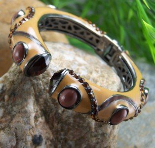 NEW BROWN RHINESTONE BANGLE BRACELET