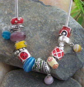 NEW EUROPEAN STYLE MULTI COLOR FLOWER FLORAL NECKLACE