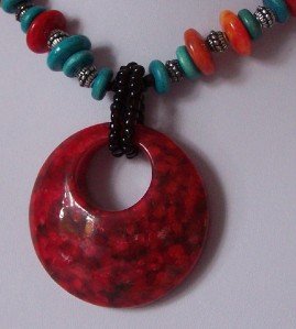 RED BLUE RESIN BEAD CIRCLE NECKLACE SET