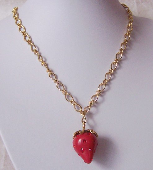 3D RED STRAWBERRY CRYSTAL NECKLACE
