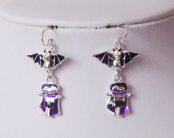 Black Purple Bat Dracula Happy Halloween Earrings