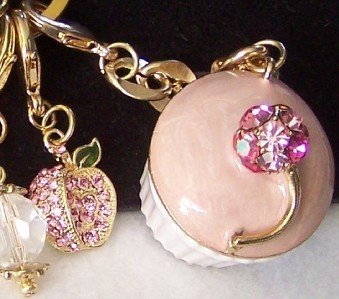 PINK 3D CUPCAKE CRYSTAL LOCKET HANDBAG PURSE KEYCHAIN