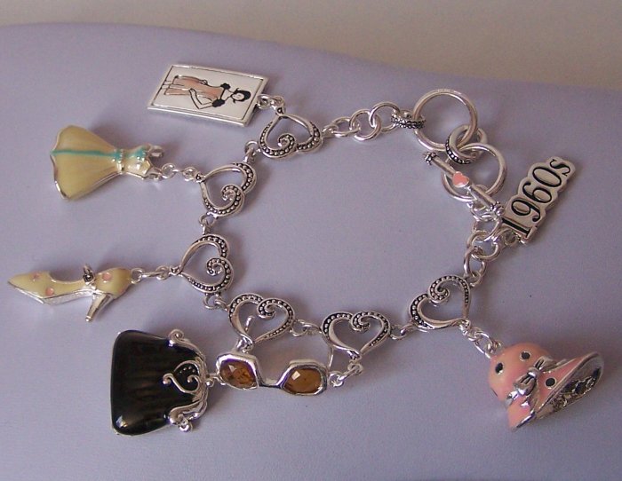 RETRO 1960S LADIES HEART HANDBAG SHOES BRACELET