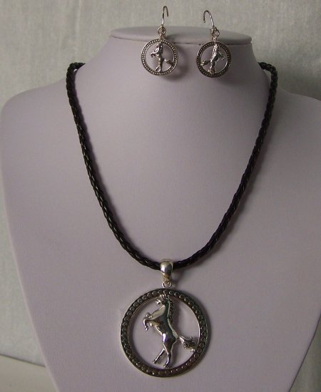 Western Horse Pony Mustang Black Necklace Set