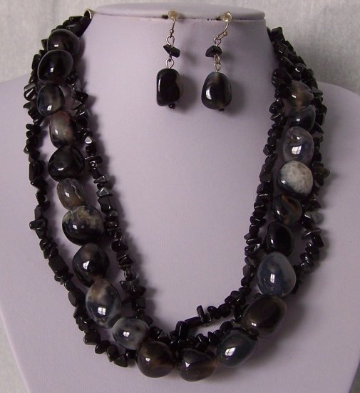 Black Rock Triple Strand Turquoise Semiprecious Semi Precious Western Necklace Set