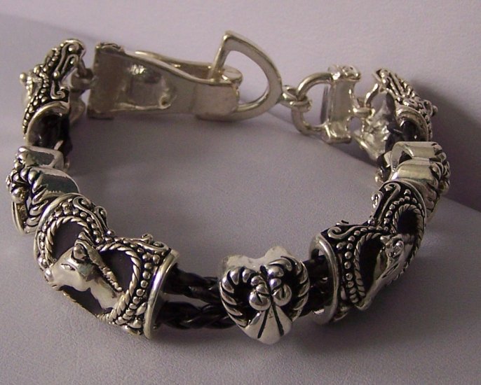 Brown Horsehead Head Pony Heart Horse-in-Heart Love Western Cowgirl Horse Bracelet