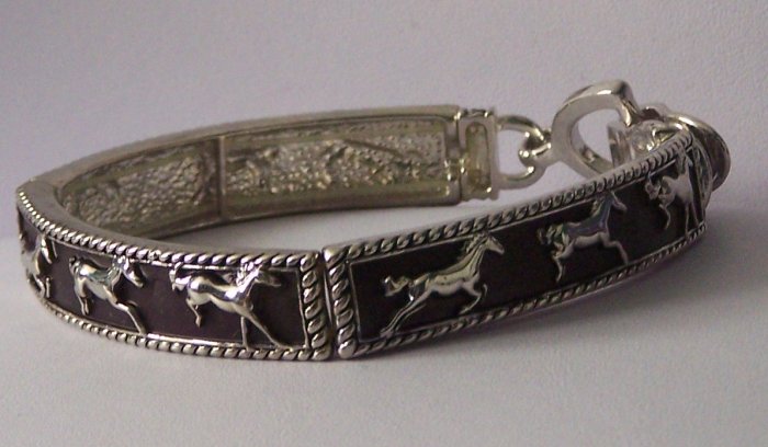 Brown Western Horse Pony Mustang Bracelet