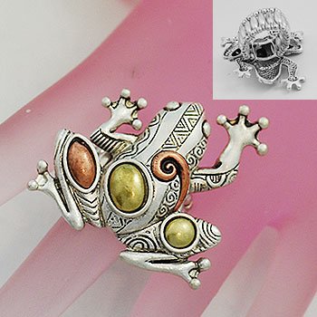 Artistic Tri Tone Frog Ring