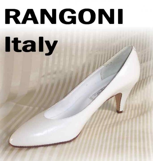 Simply Chic White Pumps by Rangoni Italy - Retail $136 - YOUR PRICE $22.99 - sz 9.5 AAA