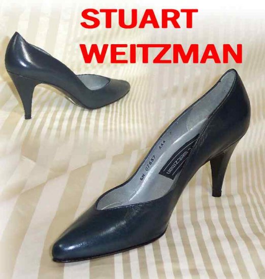 Elegant Weitzman Glamor Navy Indy Pumps - Retail $165 - YOUR PRICE $29.99 - 7 AA