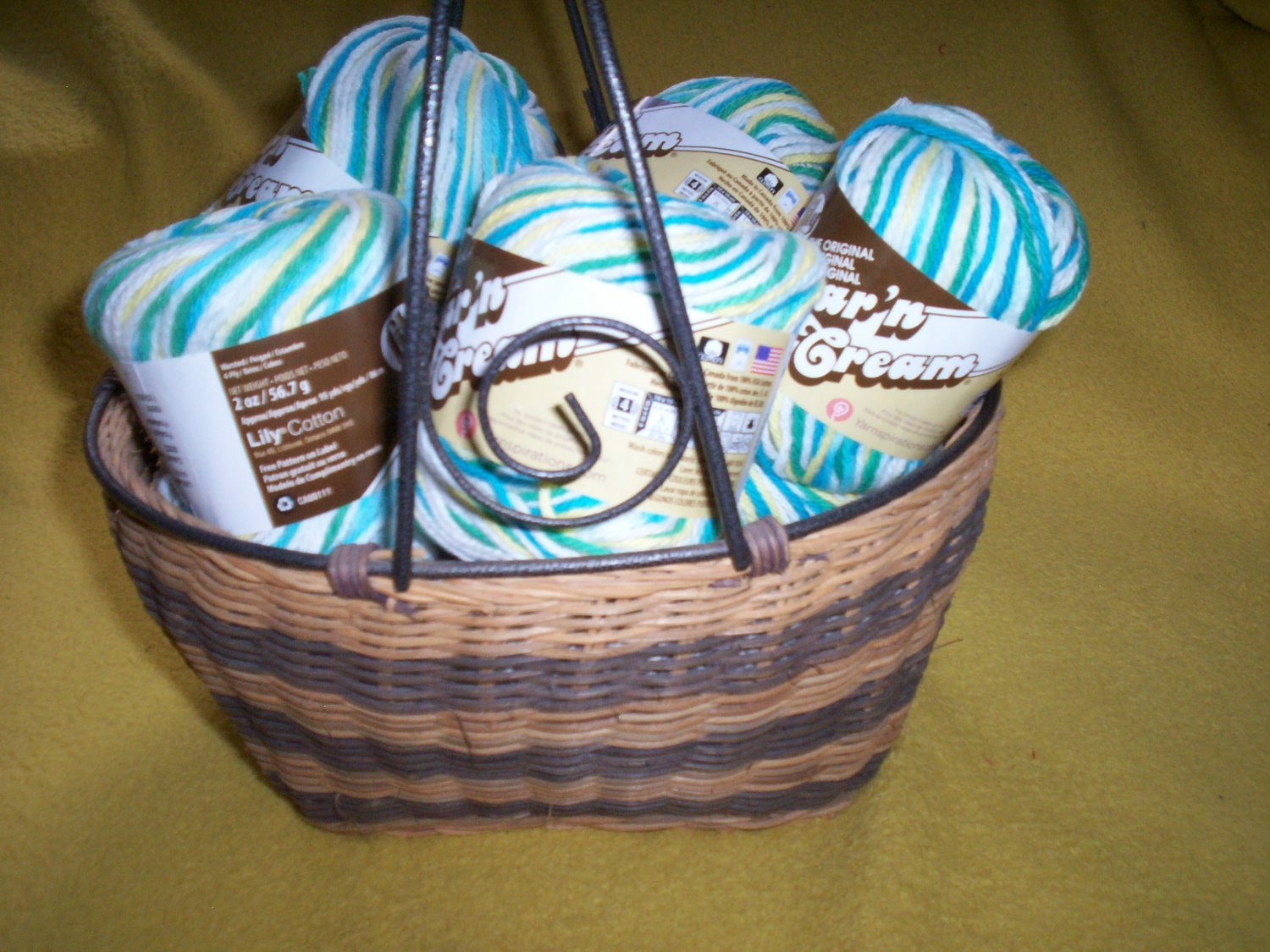 Lily's sugar n' cream yarn