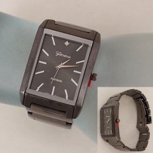 Mens Rectangular Face Metal Band Watch - Gun Metal