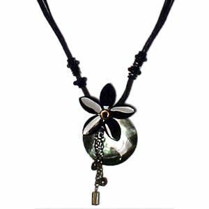 Mother of Pearl Necklace - Ocean Blossom - Black