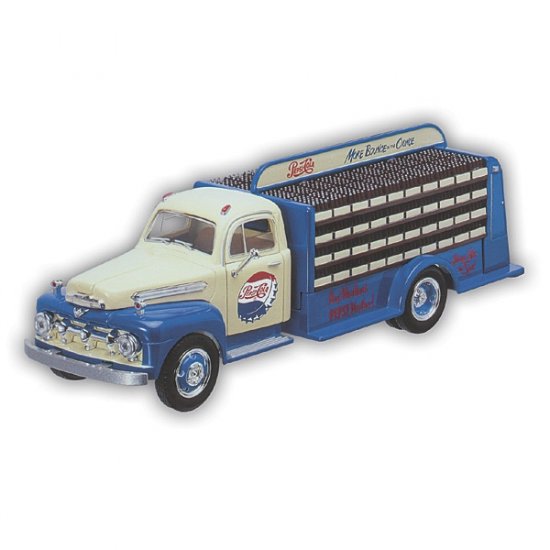 1951 Pepsi Bottle Truck with Display Stand - 1/25 Scale
