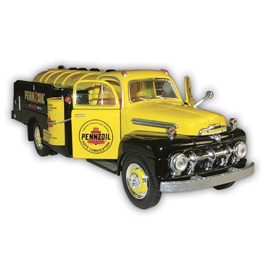 1951 Pennzoil Tank Truck with Display Stand - 1/25 Scale