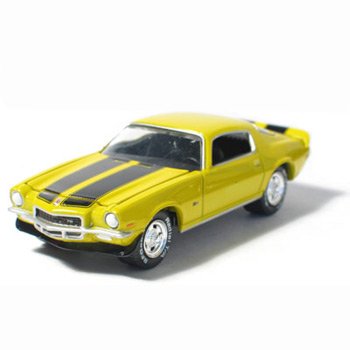 1971 Chevy Camaro Z28 Sunflower Yellow 1/64 Car Muscle Car Garage Series By GreenLight