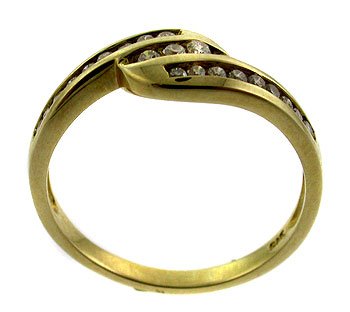 #106. Genuine Diamond 9k Gold Ring