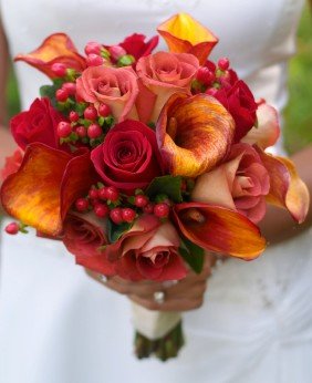 custom made Bridal Bouquet, bootnier, bride's maid bouquets