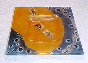 C675010808 - Square Glass Plate - Orange and Gray