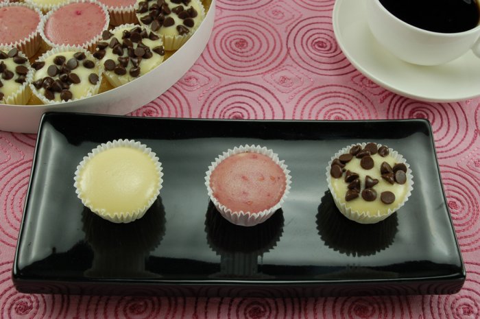 Bite Size Cheesecake Truffles-New York, Raspberry, Chocolate Chip