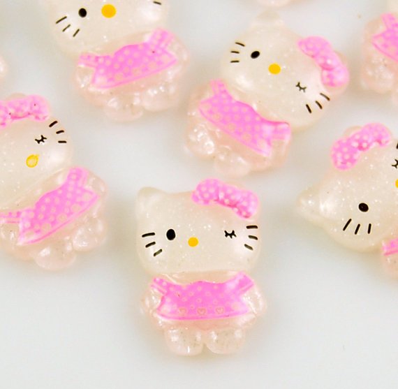 6 Hello Kitty Flatback