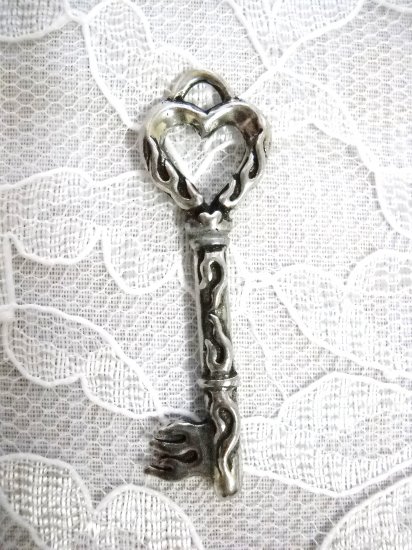 BURNING LOVE - FLAMING KEY / FIRE KEY PEWTER PENDANT ADJ NECKLACE