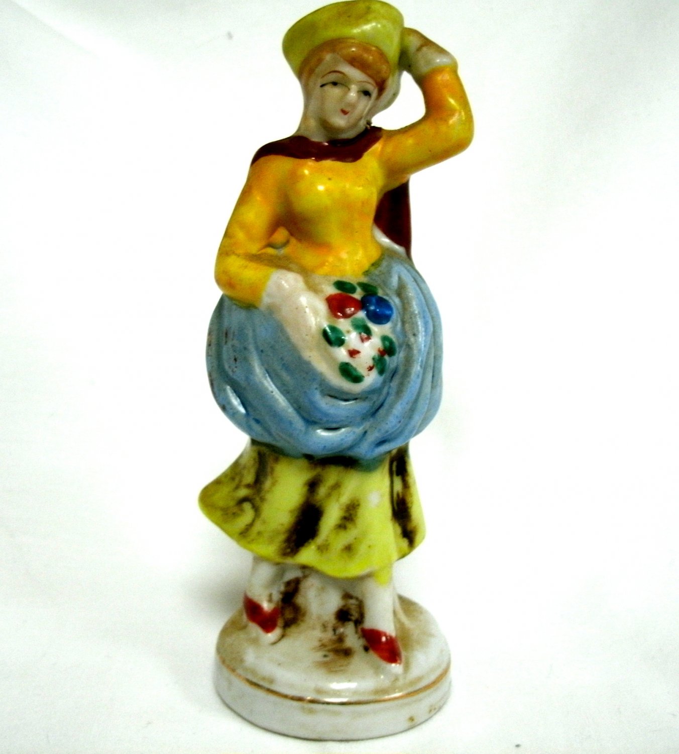 Porcelain Figurine Of Woman with Hat Made in Occupied Japan 5 Inches