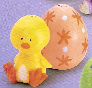 Russ Berrie Welcome Friends Easter Salt & Pepper Shakers - Chick - FREE USA SHIPPING!!!