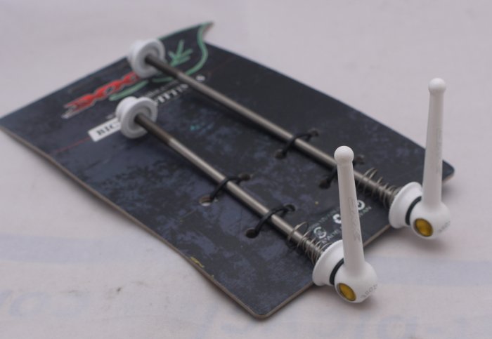 Titanium Quick Release Skewer SET TI AXLE 44g PAIR WHITE FREE SHIPPING