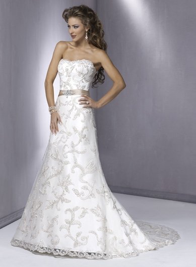 Stunning Natural Waist A-line Lace Wedding Dress JB0028