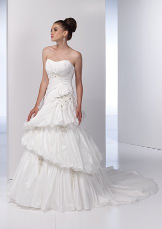 Scatter Appliqued Strapless Stack-up Wedding Dress AI0004