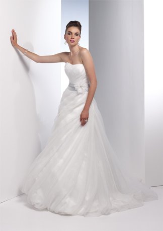 Gorgeous Asymmetrically Wraped Strapless Wedding Dress AI0005