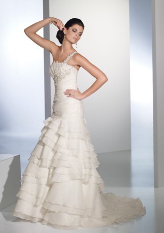 New Style Tiered One-shoulder A-line Wedding Dress AI0024
