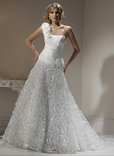 Wedding Dresses/ Wedding Gowns WM0036