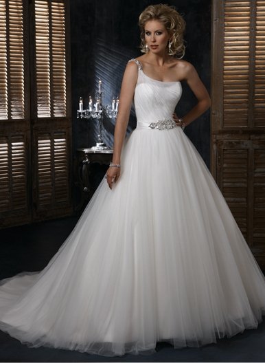 Wedding Dresses/ Wedding Gowns WM0045