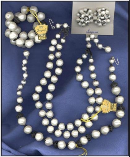 Rare Mint Vintage Laguna Full set plus extra necklace- with original tags - Book Piece