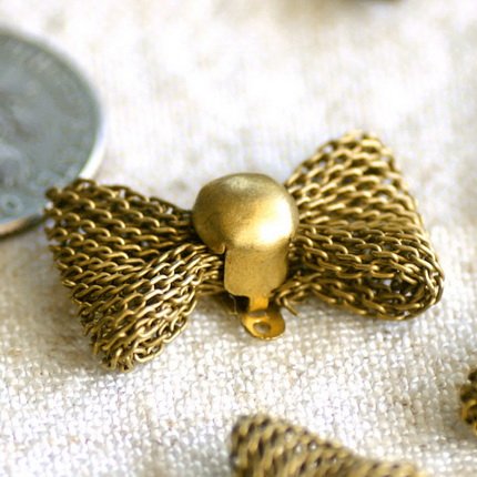 30pcs Solid Brass Filigree Bow-Tie Charms Connectors 21x12mm b76