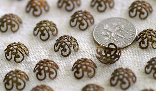 40pcs Oxidized Brass Stamping Filigree Charms Bead Cap 10mm bc01a