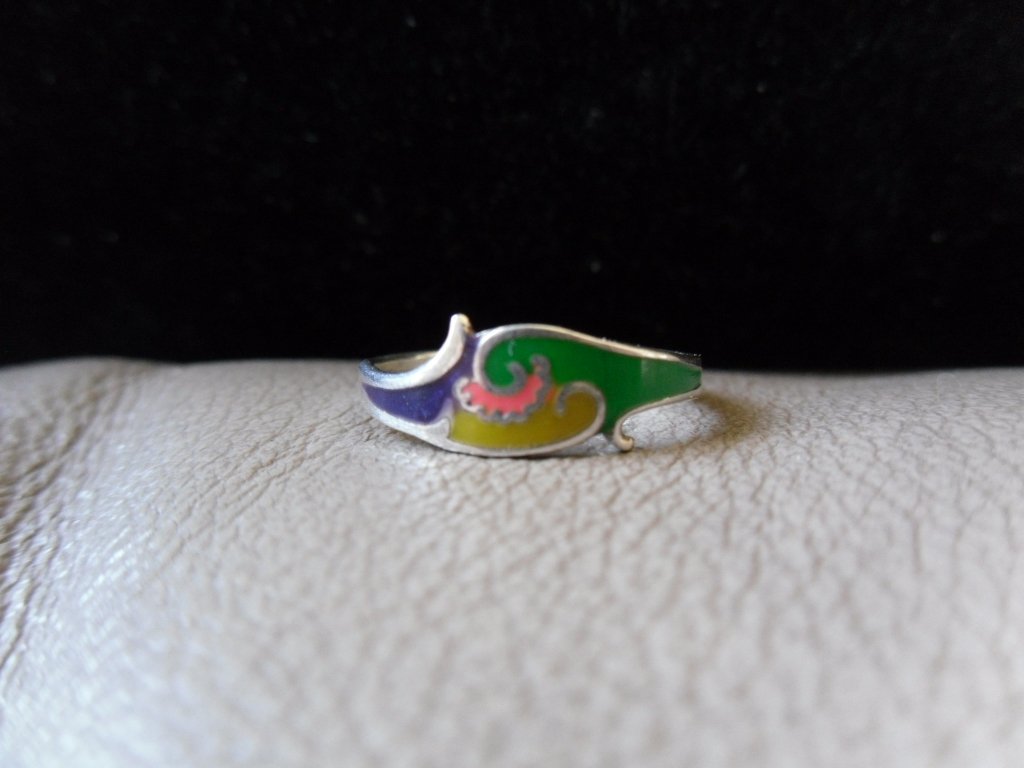 Vintage Silver Multicolored Cloud Ring (size 6)