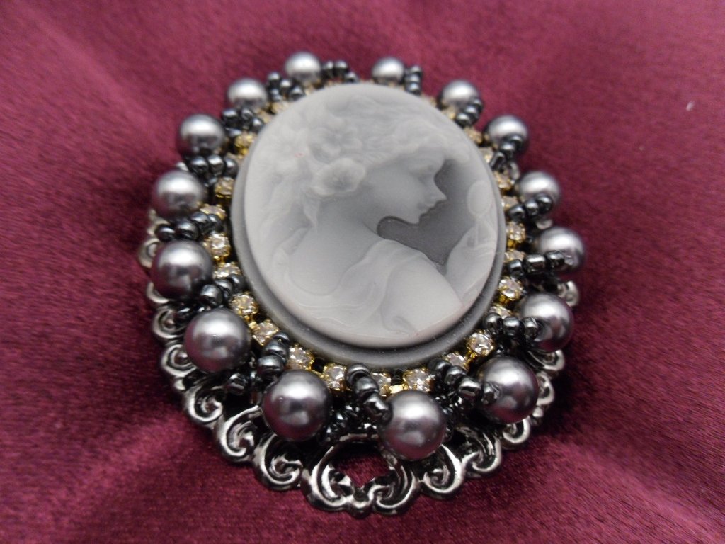 Large Cameo Brooch Costume Jewelry